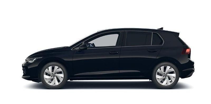 Ny VW Golf VIII Edition 150 HK (110 kW) 2025 Svart metallic Halvkombi