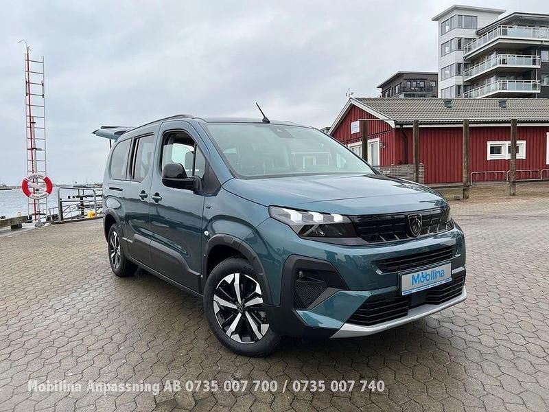 Ny Peugeot Rifter 131 HK (96 kW) 2025 Kiama blue metalic Minibuss