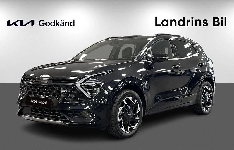 Svart (black pearl) Ny 2025 Kia Sportage GT-Line SUV | 489 900 kr (Marknadspris) - Bild 1/1