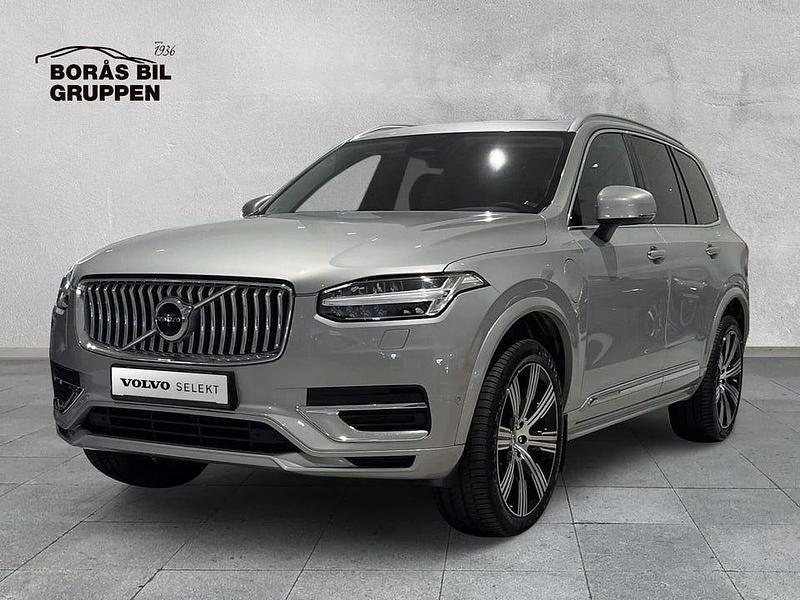 Silver Begagnad 2023 Volvo XC90 Plus SUV | 609 000 kr - Bild 1/4