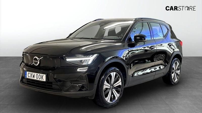 Svart Begagnad 2022 Volvo XC40 Single Motor SUV | 299 900 kr - Bild 1/4