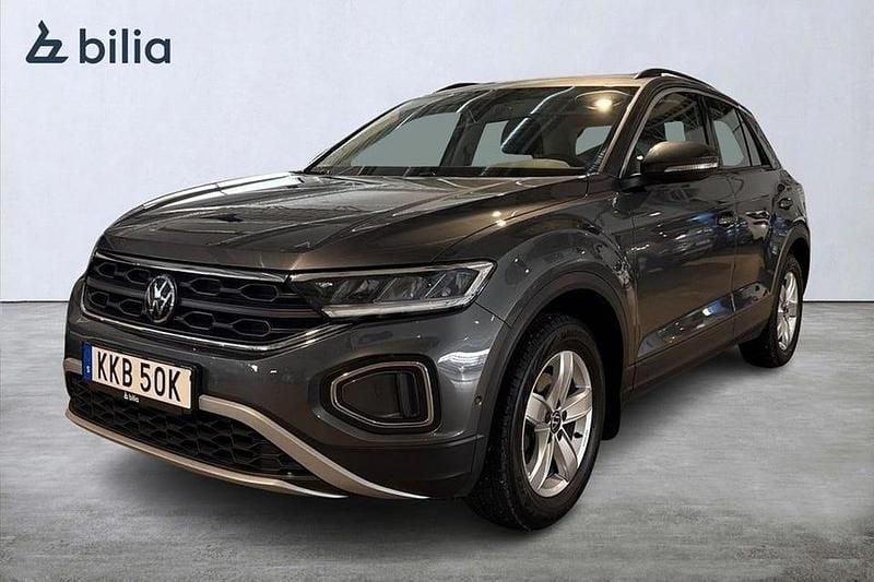 Grå Begagnad 2022 VW T-Roc SUV | 229 900 kr (Bra pris) - Bild 1/4