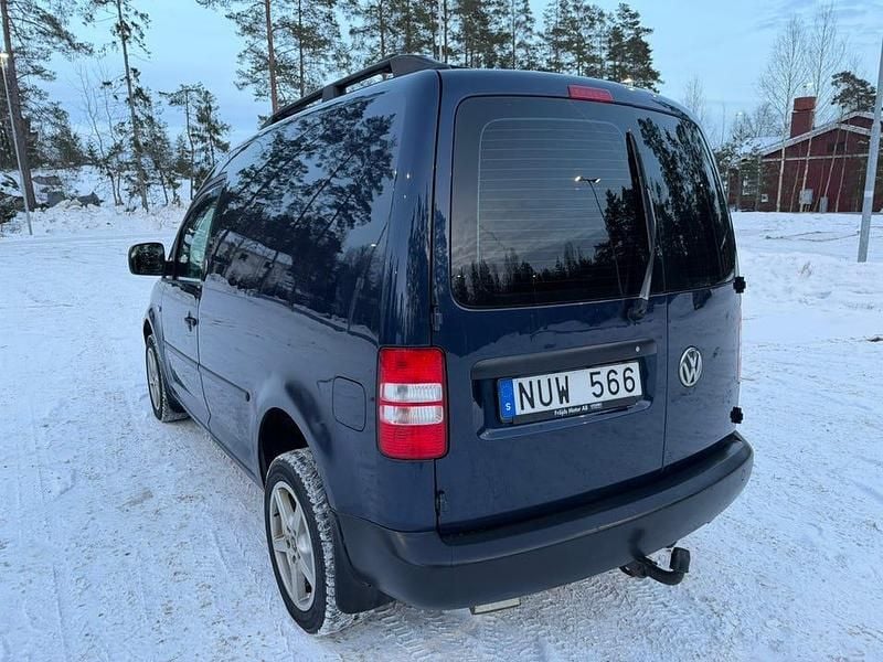 Begagnad VW Caddy 140 HK (102 kW) 2013 Minibuss