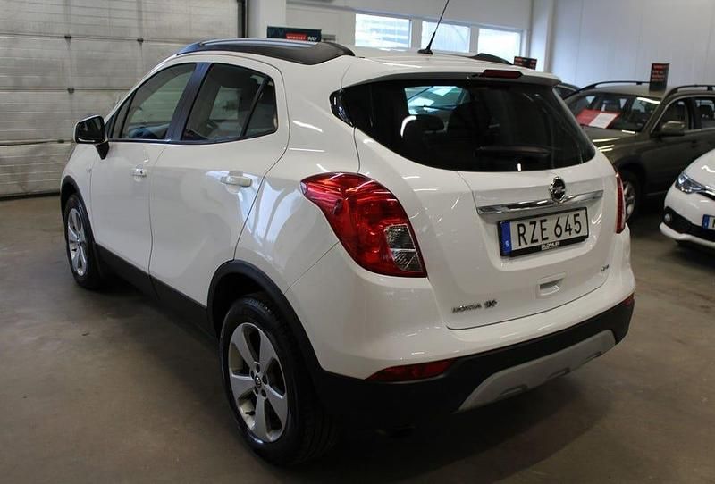Begagnad Opel Mokka X Enjoy 136 HK (100 kW) 2019 Vit SUV