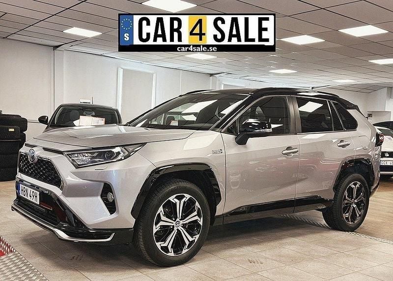Grå Begagnad 2020 Toyota RAV4 Hybrid SUV | 379 900 kr (Marknadspris) - Bild 1/4