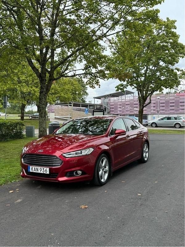 Begagnad 2016 Ford Mondeo Titanium Kombi | 150 000 kr (Marknadspris) - Bild 1/4