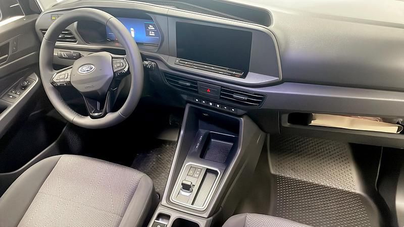 Ny Ford Transit 2025 Svart Pickup