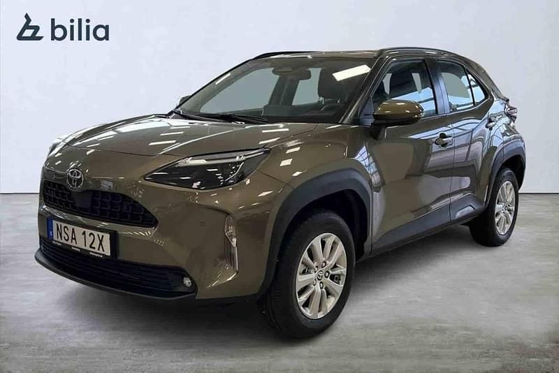 Grön Ny 2025 Toyota Yaris Cross SUV | 298 500 kr - Bild 1/1