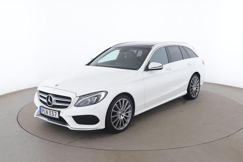 Vit Begagnad 2018 Mercedes C220 AMG line Kombi | 282 000 kr (Marknadspris) - Bild 1/3