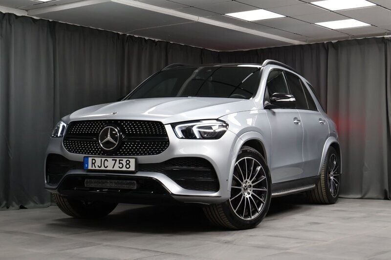 Silver Begagnad 2022 Mercedes GLE350e AMG SUV | 689 000 kr (Marknadspris) - Bild 1/4