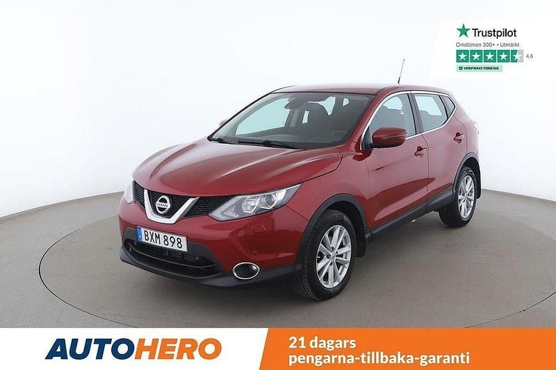 Röd Begagnad 2014 Nissan Qashqai SUV | 111 000 kr (Marknadspris) - Bild 1/4