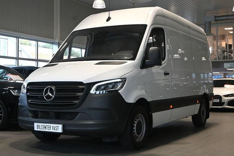 Vit Begagnad 2024 Mercedes Sprinter Van | 499 000 kr (Marknadspris) - Bild 1/4