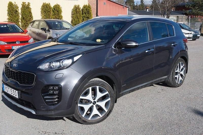 Grå Begagnad 2016 Kia Sportage GT-Line SUV | 169 900 kr (Marknadspris) - Bild 1/4