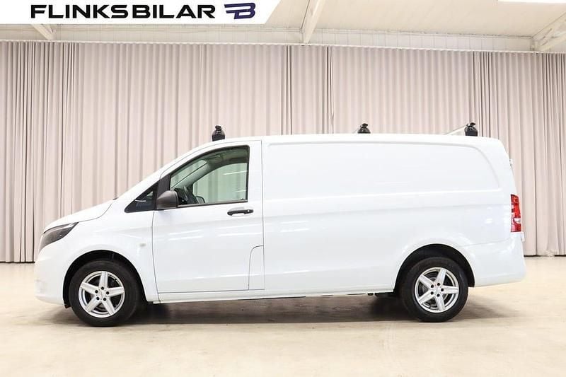 Vit Begagnad 2020 Mercedes Vito Van | 269 900 kr (Superpris) - Bild 1/4
