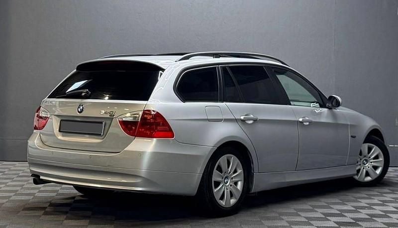 Begagnad BMW 320 150 HK (110 kW) 2008 Kombi