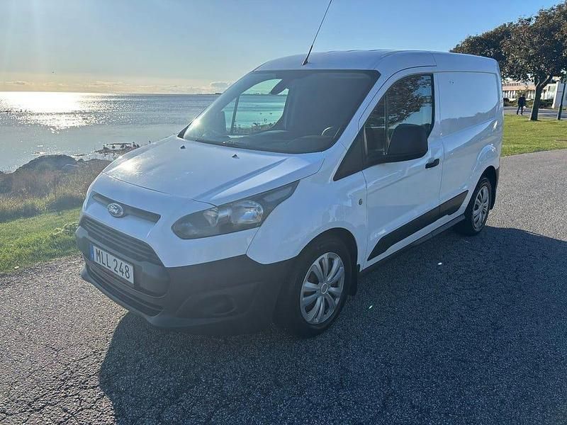 Vit Begagnad 2014 Ford Transit Connect Minibuss | 79 900 kr (Marknadspris) - Bild 1/4