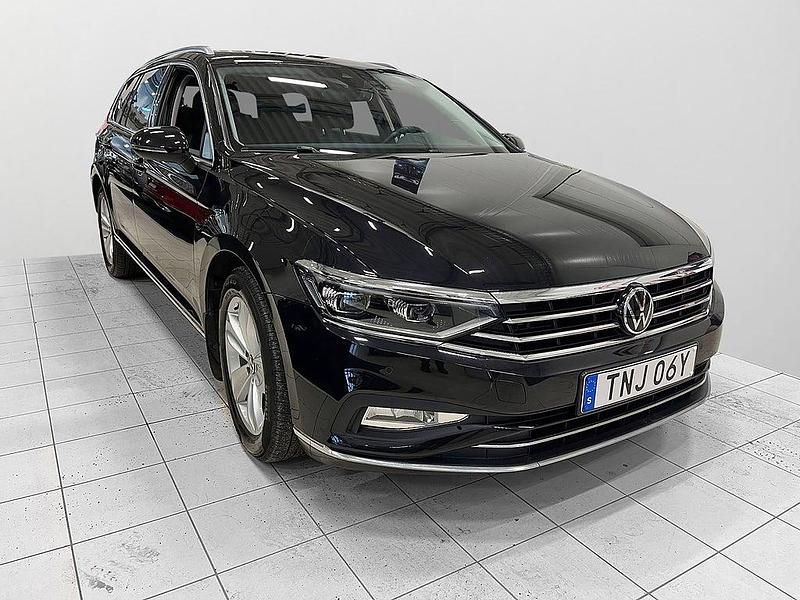 Begagnad VW Passat GT 200 HK (147 kW) 2022 Svart Kombi