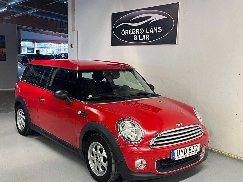 Röd Begagnad 2014 Mini One Clubman Kombi | 104 900 kr - Bild 1/4
