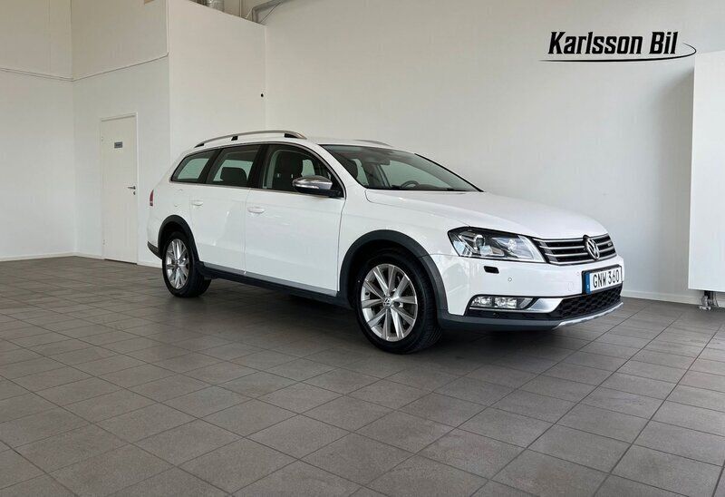 Vit Begagnad 2015 VW Passat Alltrack S Kombi | 119 900 kr (Marknadspris) - Bild 1/4