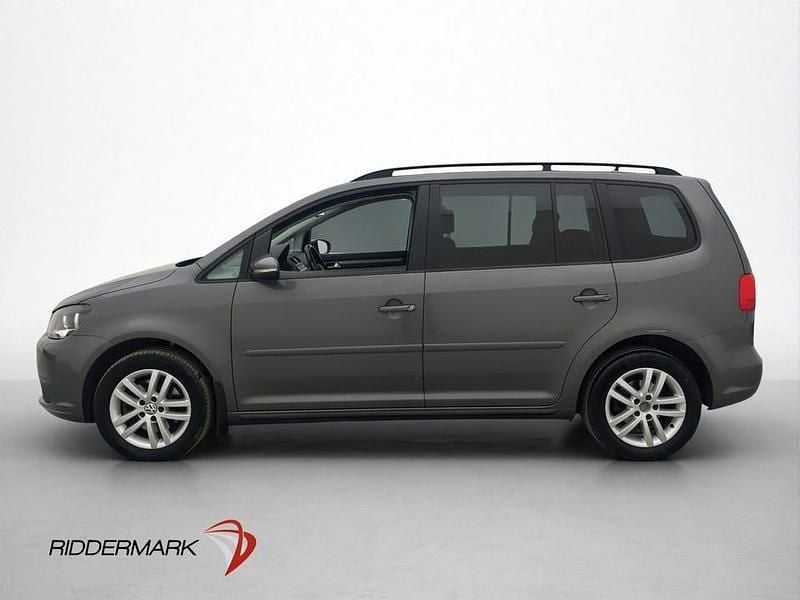 Begagnad VW Touran 140 HK (102 kW) 2015 Grå Minibuss