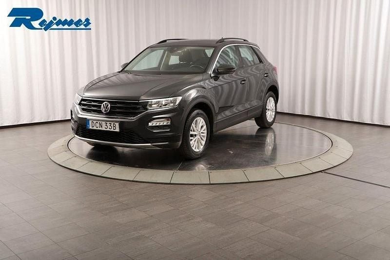 Mörkgrå (grå) Begagnad 2019 VW T-Roc SUV | 159 800 kr (Marknadspris) - Bild 1/4