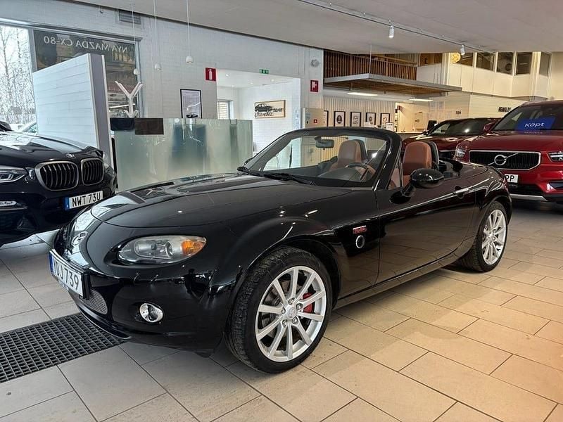 Begagnad Mazda MX5 160 HK (117 kW) 2007 Svart Cab