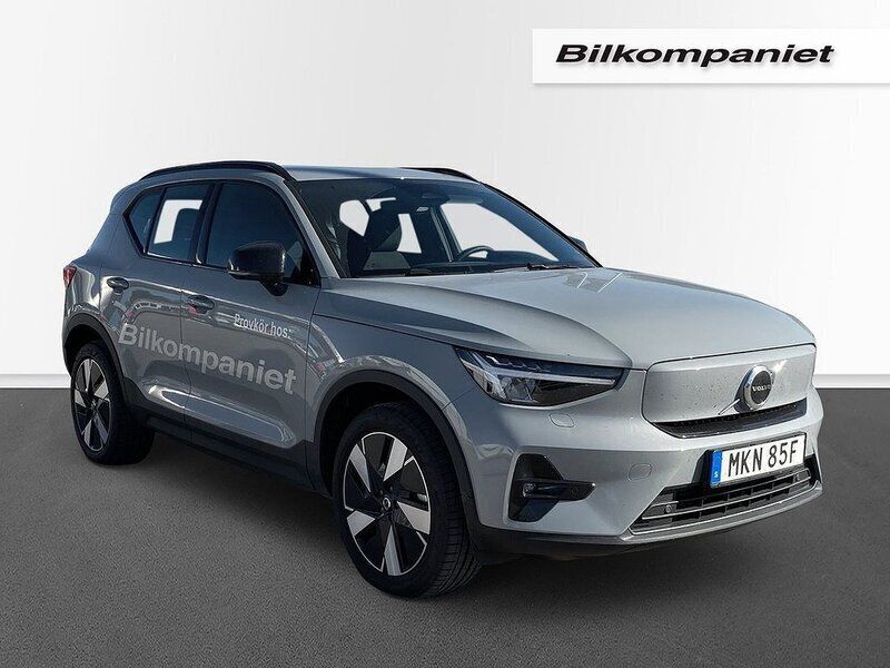 Grå Begagnad 2024 Volvo EX40 Plus SUV | 479 500 kr - Bild 1/3