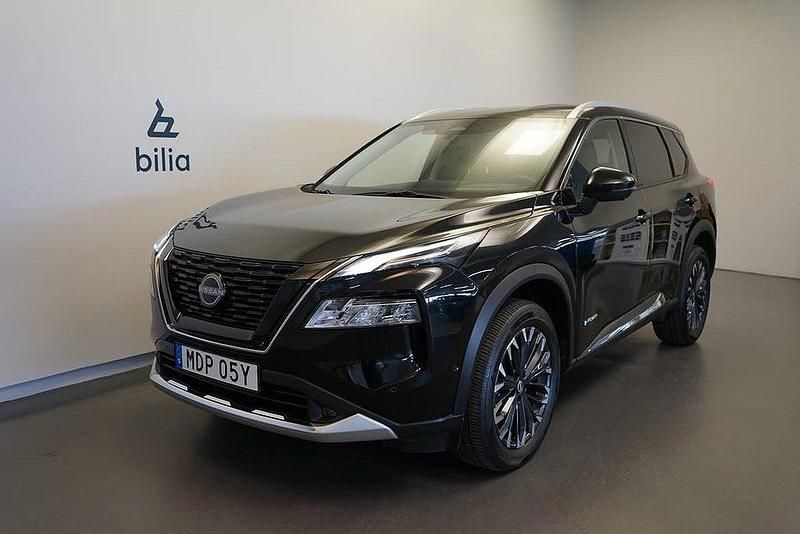 Svart Begagnad 2024 Nissan X-Trail Tekna SUV | 419 500 kr - Bild 1/3