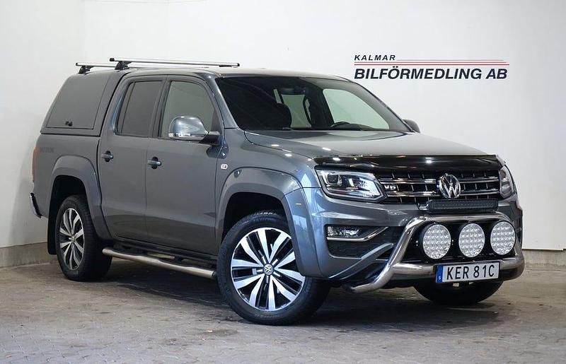 Grå Begagnad 2019 VW Amarok Aventura Pickup | 259 900 kr (Bra pris) - Bild 1/4