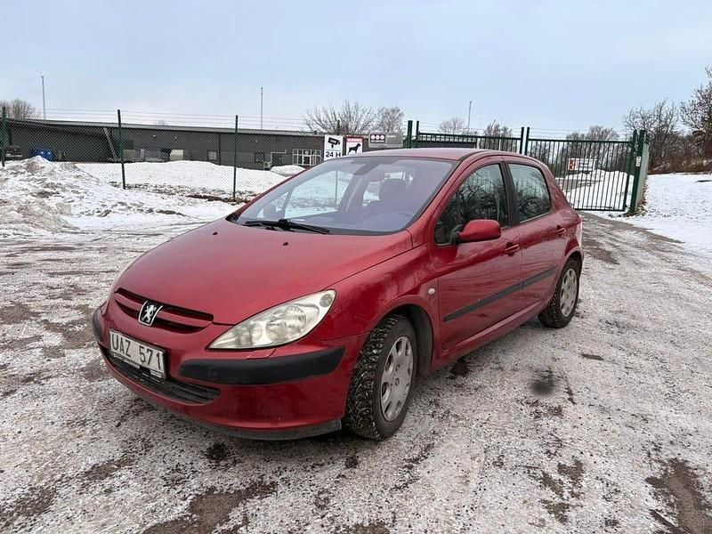 Begagnad 2003 Peugeot 307 | 14 900 kr (Marknadspris) - Bild 1/4