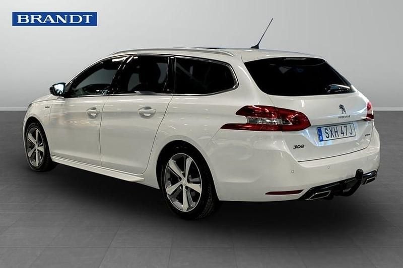 Begagnad Peugeot 308 SW GT-line 132 HK (97 kW) 2019 Vit Kombi