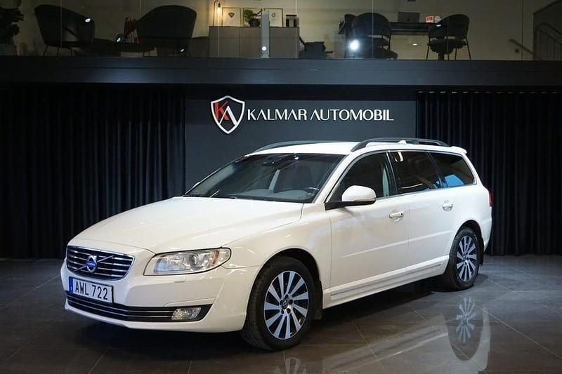 Vit Begagnad 2014 Volvo V70 Momentum Kombi | 149 900 kr (Lite dyr) - Bild 1/4