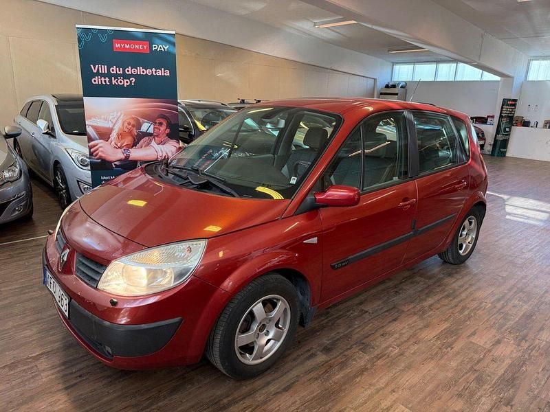Röd Begagnad 2005 Renault Scénic II Minibuss | 24 900 kr (Marknadspris) - Bild 1/4