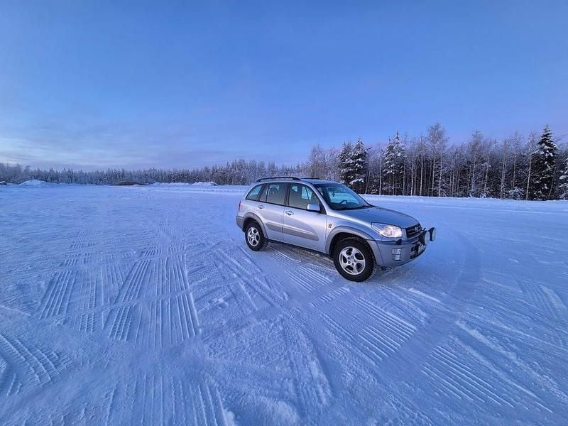 Begagnad Toyota RAV4 150 HK (110 kW) 2003 SUV