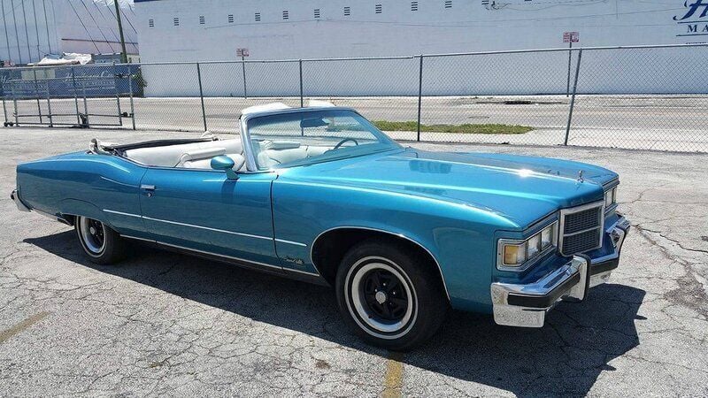 Begagnad 1975 Pontiac Grand Ville Cab | 123 456 kr - Bild 1/1