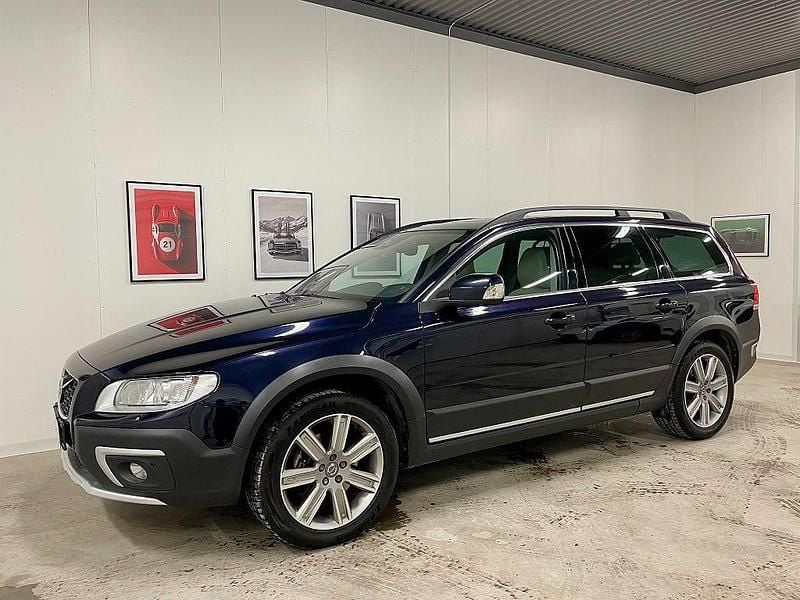 Begagnad Volvo XC70 Standard 181 HK (133 kW) 2015 Mörkblå Kombi