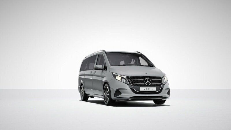 Begagnad Mercedes V220 Style 164 HK (120 kW) 2024 Grå Minibuss