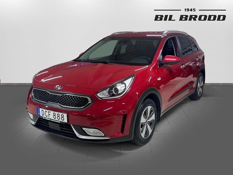 Begagnad Kia Niro Advance 143 HK (105 kW) 2016 Röd SUV