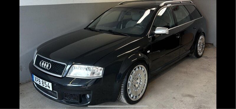 Svart Begagnad 2000 Audi S6 Kombi | 125 000 kr - Bild 1/4