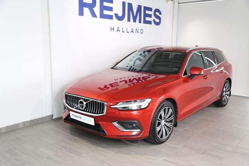Röd Begagnad 2020 Volvo V60 Inscription Kombi | 328 500 kr (Dyr) - Bild 1/4