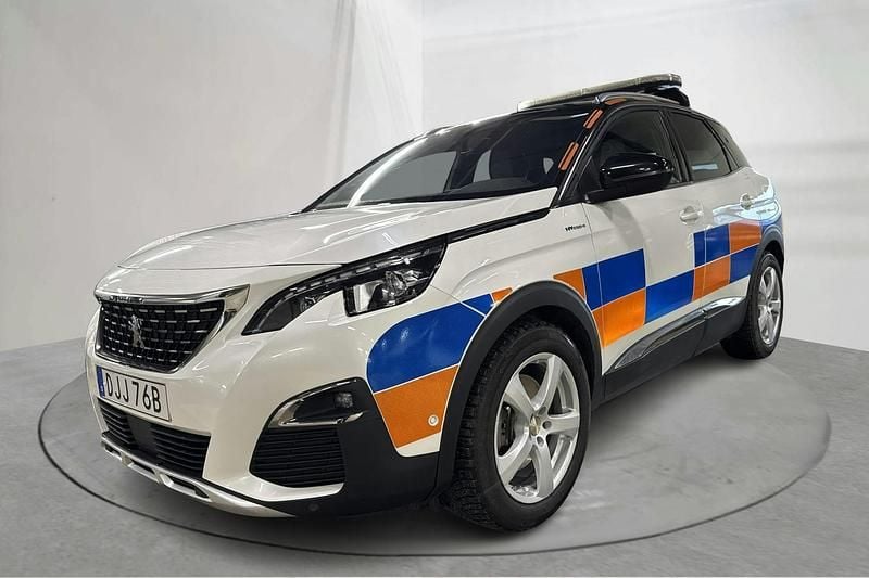 Vit Begagnad 2019 Peugeot 3008 | 199 000 kr (Marknadspris) - Bild 1/4