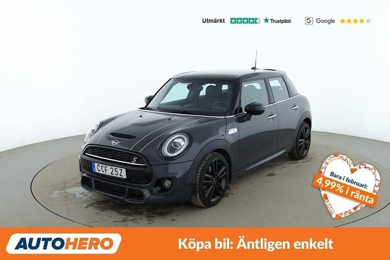 Grå Begagnad 2020 Mini John Cooper Works Halvkombi | 230 000 kr - Bild 1/4