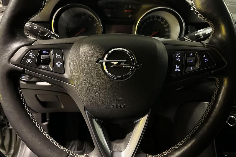 Begagnad Opel Astra Dynamic 126 HK (92 kW) 2017 Grå Kombi