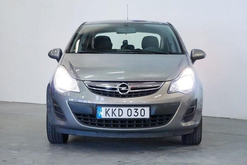 Begagnad Opel Corsa 100 HK (73 kW) 2014 Halvkombi