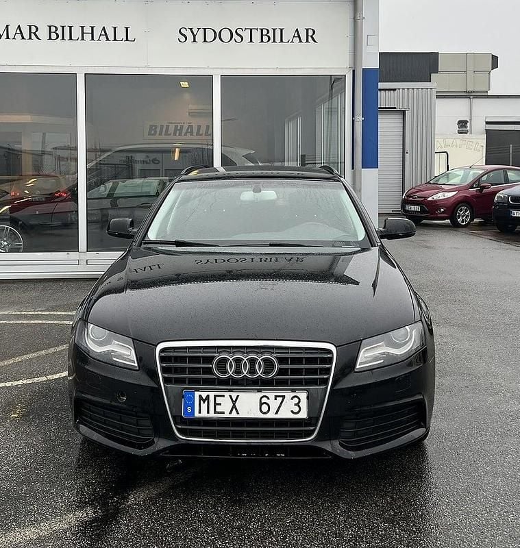 Begagnad Audi A4 136 HK (100 kW) 2011 Svart Kombi