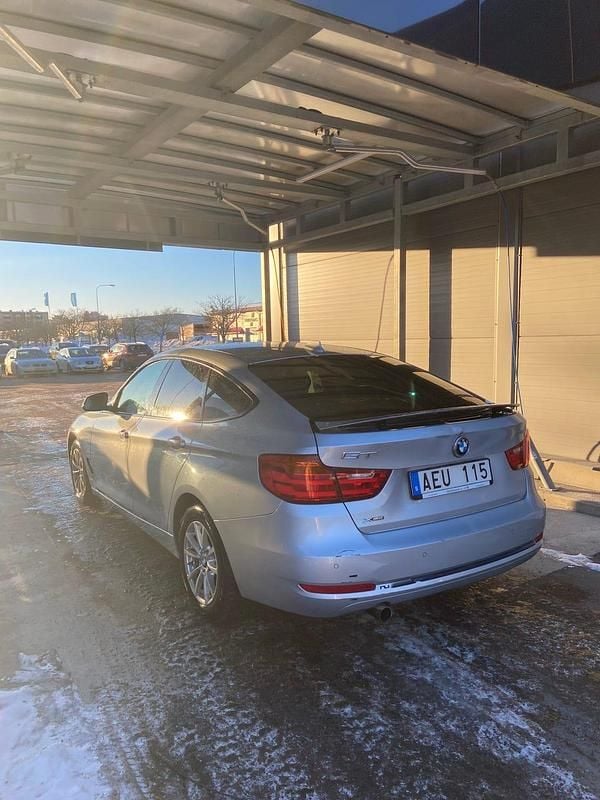 Begagnad BMW 320 Gran Turismo 184 HK (135 kW) 2014