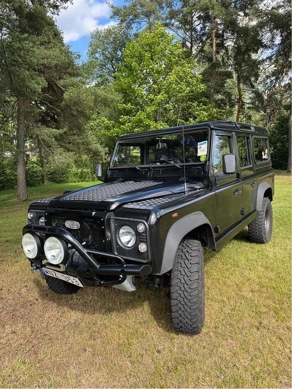 Gul Begagnad 2005 Land Rover Defender SUV | 320 000 kr (Marknadspris) - Bild 1/4