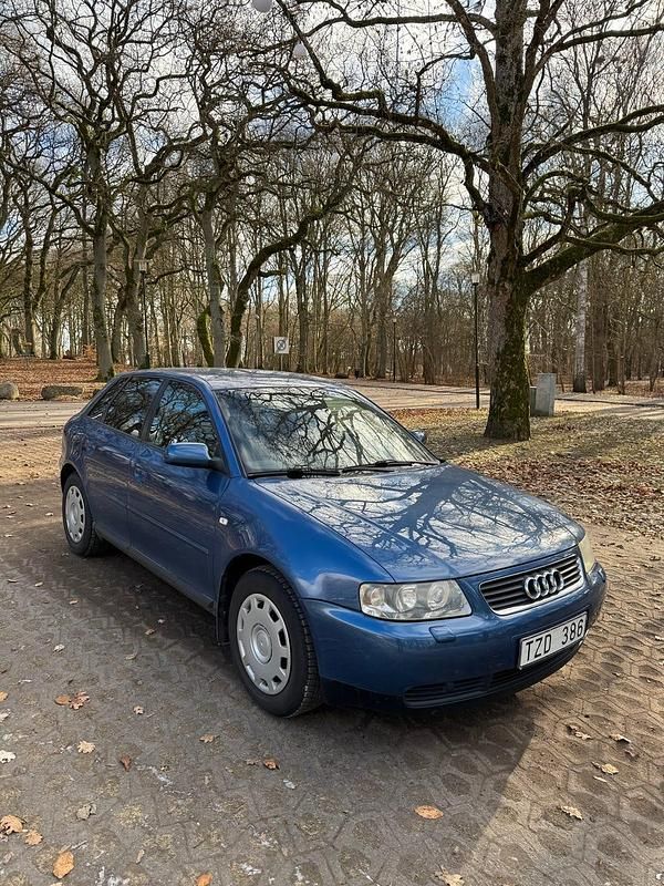 Begagnad Audi A3 102 HK (75 kW) 2003 Halvkombi