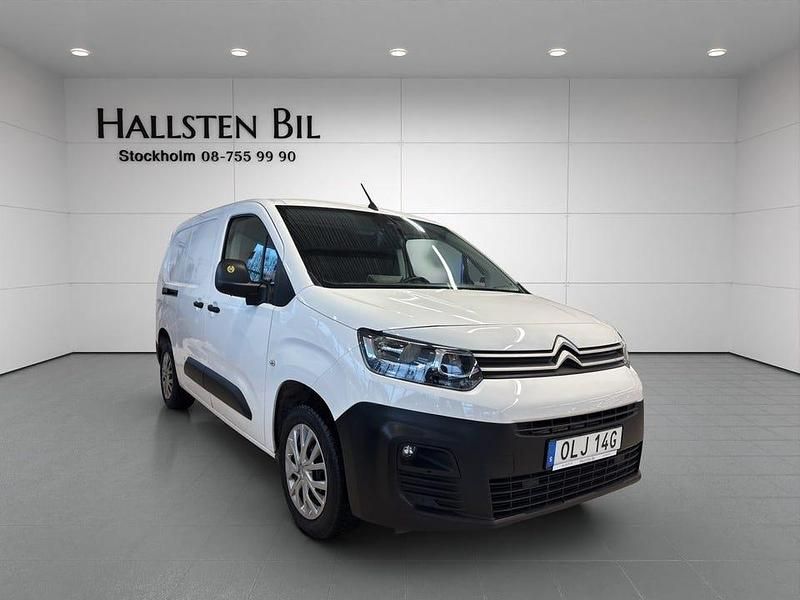 Begagnad Citroën Berlingo 131 HK (96 kW) 2020 Vit Minibuss