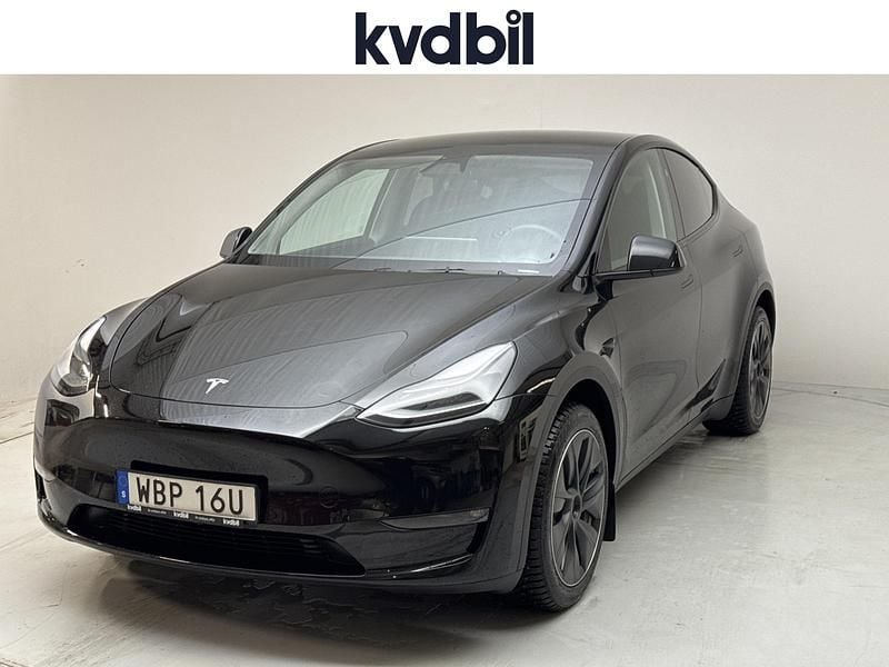 Svart Begagnad 2024 Tesla Model Y Long Range AWD SUV | 439 000 kr (Marknadspris) - Bild 1/3